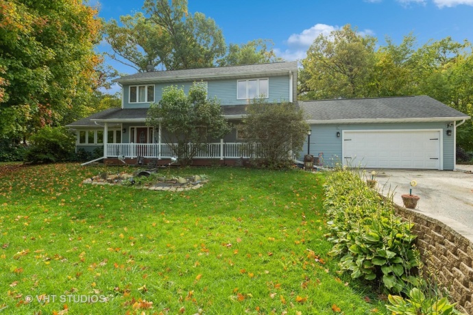 100 Prince, POPLAR GROVE, Illinois 61065, 4 Bedrooms Bedrooms, ,3 BathroomsBathrooms,House,For Sale,Prince,202600401