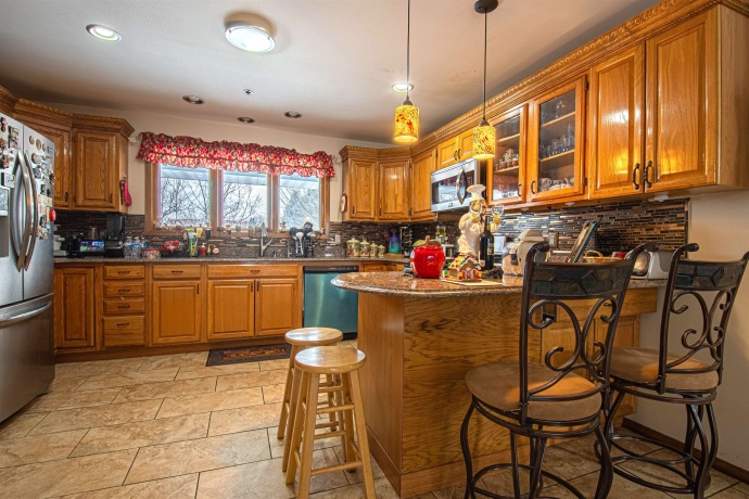 100 Prince, POPLAR GROVE, Illinois 61065, 4 Bedrooms Bedrooms, ,3 BathroomsBathrooms,House,For Sale,Prince,202600401