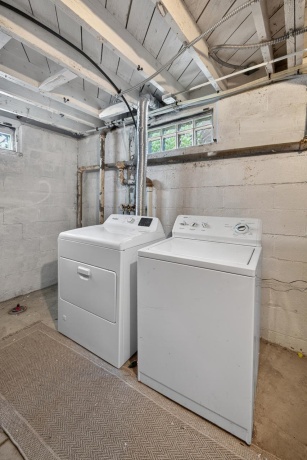 2212 Christina, ROCKFORD, Illinois 61104, 2 Bedrooms Bedrooms, ,1 BathroomBathrooms,House,For Sale,Christina,202603071
