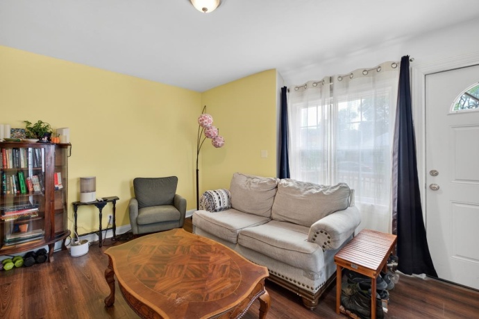 2212 Christina, ROCKFORD, Illinois 61104, 2 Bedrooms Bedrooms, ,1 BathroomBathrooms,House,For Sale,Christina,202603071