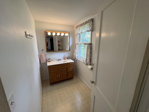 109 Meyers, MILLEDGEVILLE, Illinois 61051, 3 Bedrooms Bedrooms, ,1 BathroomBathrooms,House,For Sale,Meyers,202603072