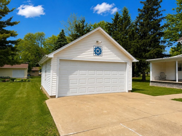 109 Meyers, MILLEDGEVILLE, Illinois 61051, 3 Bedrooms Bedrooms, ,1 BathroomBathrooms,House,For Sale,Meyers,202603072