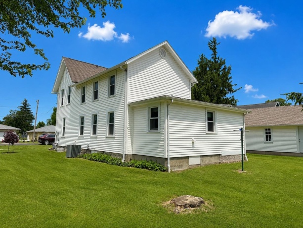 109 Meyers, MILLEDGEVILLE, Illinois 61051, 3 Bedrooms Bedrooms, ,1 BathroomBathrooms,House,For Sale,Meyers,202603072