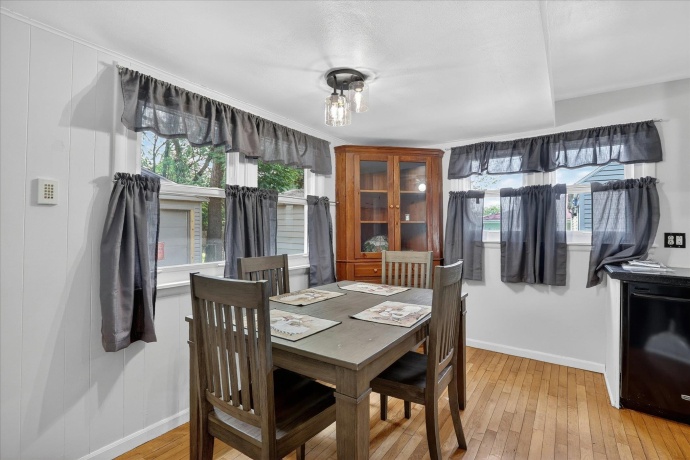 2404 Paradise, ROCKFORD, Illinois 61103, 2 Bedrooms Bedrooms, ,1 BathroomBathrooms,House,For Sale,Paradise,202603053