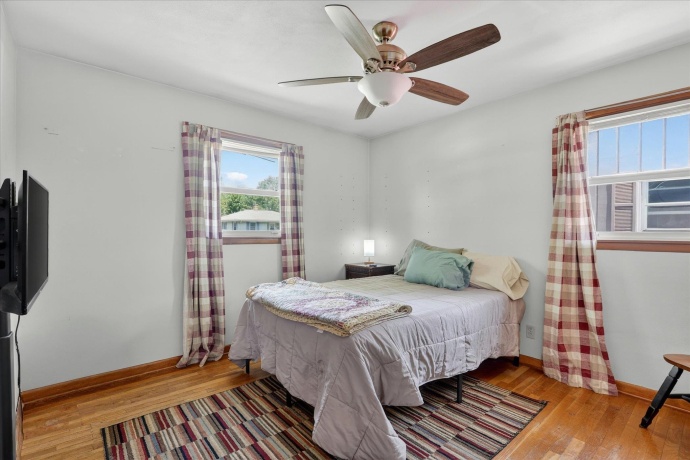 2404 Paradise, ROCKFORD, Illinois 61103, 2 Bedrooms Bedrooms, ,1 BathroomBathrooms,House,For Sale,Paradise,202603053