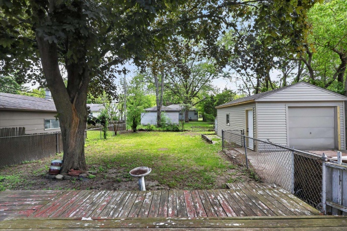 2404 Paradise, ROCKFORD, Illinois 61103, 2 Bedrooms Bedrooms, ,1 BathroomBathrooms,House,For Sale,Paradise,202603053