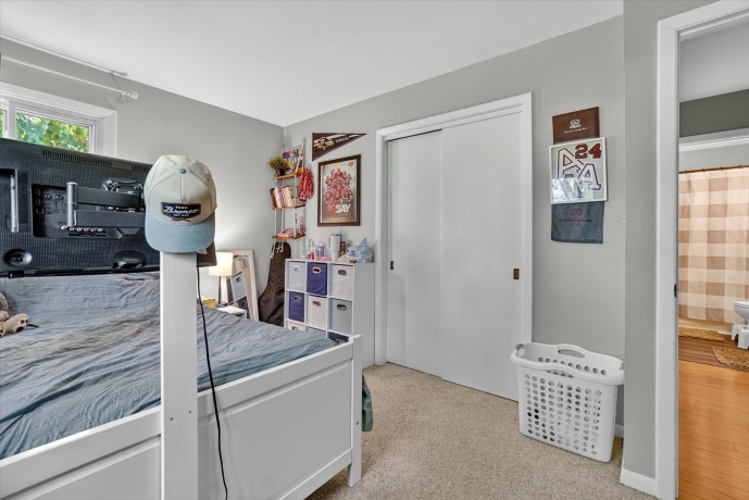 249 Hickory, ANTIOCH, Illinois 60002, 4 Bedrooms Bedrooms, ,1 BathroomBathrooms,House,For Sale,Hickory,202603074