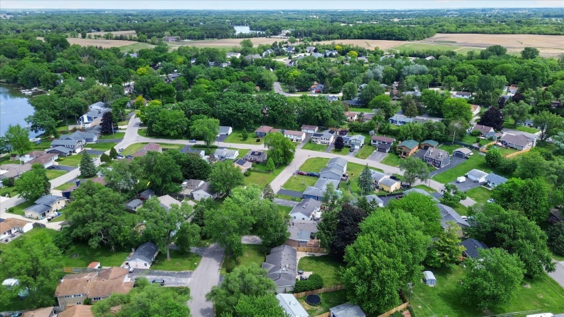 249 Hickory, ANTIOCH, Illinois 60002, 4 Bedrooms Bedrooms, ,1 BathroomBathrooms,House,For Sale,Hickory,202603074