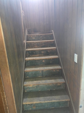 903 sterling, DIXON, Illinois 61021, 3 Bedrooms Bedrooms, ,1 BathroomBathrooms,House,For Sale,sterling,202603075