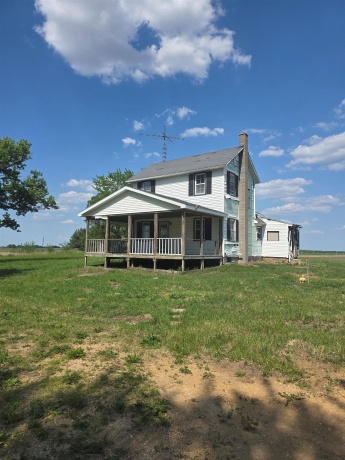 903 sterling, DIXON, Illinois 61021, 3 Bedrooms Bedrooms, ,1 BathroomBathrooms,House,For Sale,sterling,202603075