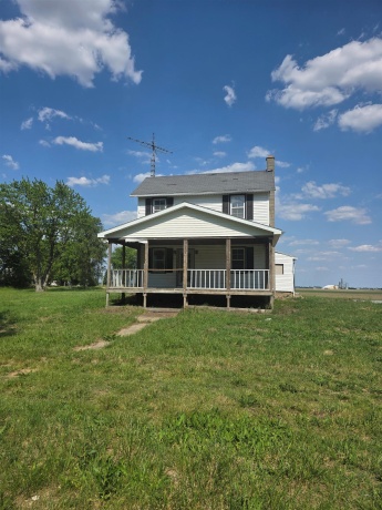 903 sterling, DIXON, Illinois 61021, 3 Bedrooms Bedrooms, ,1 BathroomBathrooms,House,For Sale,sterling,202603075
