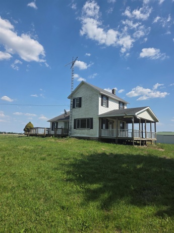 903 sterling, DIXON, Illinois 61021, 3 Bedrooms Bedrooms, ,1 BathroomBathrooms,House,For Sale,sterling,202603075