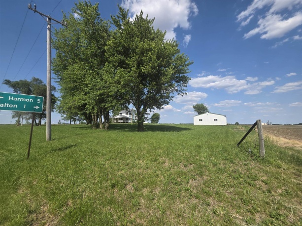 903 sterling, DIXON, Illinois 61021, 3 Bedrooms Bedrooms, ,1 BathroomBathrooms,House,For Sale,sterling,202603075