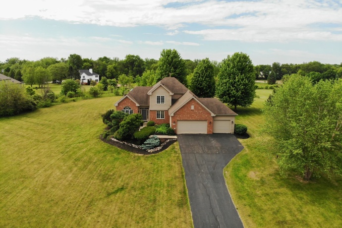 11524 Cross Creek, BELVIDERE, Illinois 61008, 4 Bedrooms Bedrooms, ,3 BathroomsBathrooms,House,For Sale,Cross Creek,202603077