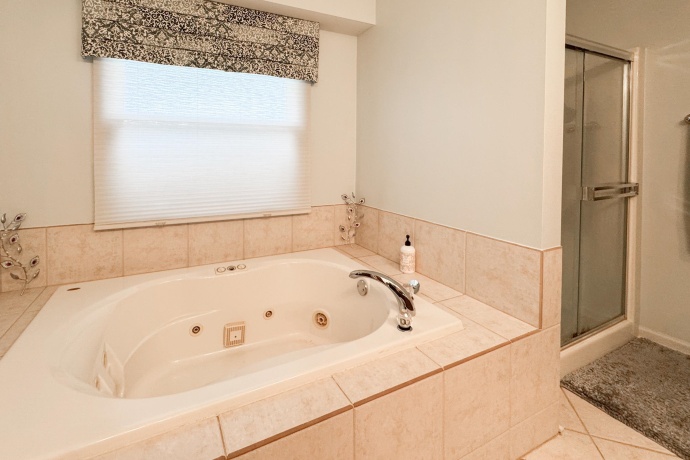 11524 Cross Creek, BELVIDERE, Illinois 61008, 4 Bedrooms Bedrooms, ,3 BathroomsBathrooms,House,For Sale,Cross Creek,202603077