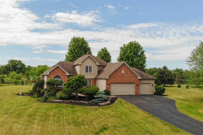 11524 Cross Creek, BELVIDERE, Illinois 61008, 4 Bedrooms Bedrooms, ,3 BathroomsBathrooms,House,For Sale,Cross Creek,202603077