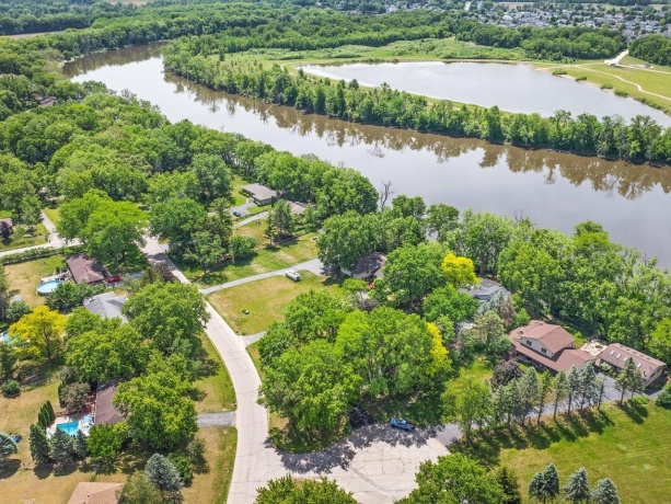 11602 Bend River, ROSCOE, Illinois 61073, 3 Bedrooms Bedrooms, ,2 BathroomsBathrooms,House,For Sale,Bend River,202603079