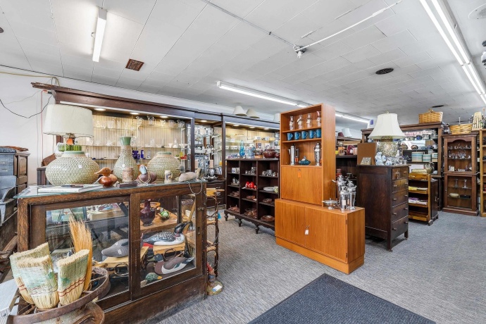 136 Main, ELIZABETH, Illinois 61028, ,Commercial,For Sale,Main,202603084