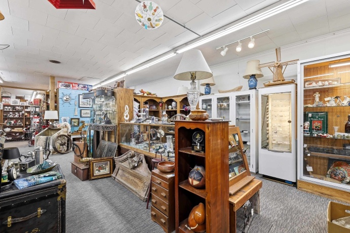 136 Main, ELIZABETH, Illinois 61028, ,Commercial,For Sale,Main,202603084