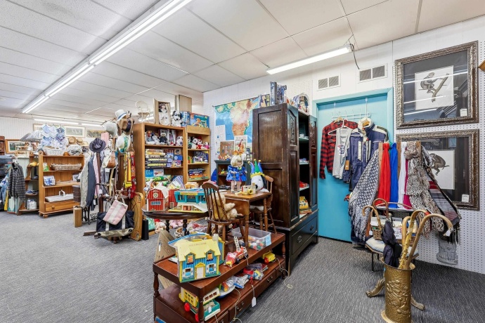 136 Main, ELIZABETH, Illinois 61028, ,Commercial,For Sale,Main,202603084
