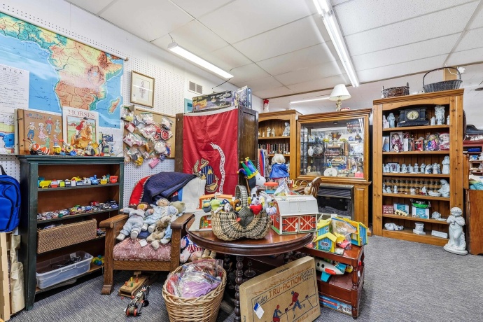 136 Main, ELIZABETH, Illinois 61028, ,Commercial,For Sale,Main,202603084