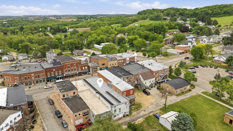 136 Main, ELIZABETH, Illinois 61028, ,Commercial,For Sale,Main,202603084