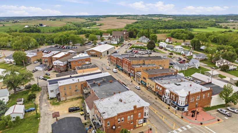 136 Main, ELIZABETH, Illinois 61028, ,Commercial,For Sale,Main,202603084