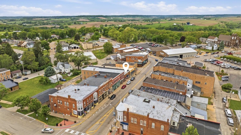 136 Main, ELIZABETH, Illinois 61028, ,Commercial,For Sale,Main,202603084