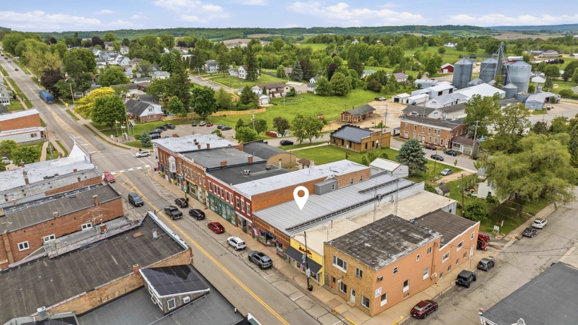 136 Main, ELIZABETH, Illinois 61028, ,Commercial,For Sale,Main,202603084
