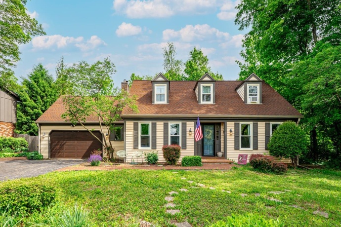 5472 BLACKTHORN, ROCKFORD, Illinois 61107, 4 Bedrooms Bedrooms, ,3 BathroomsBathrooms,House,For Sale,BLACKTHORN,202603081