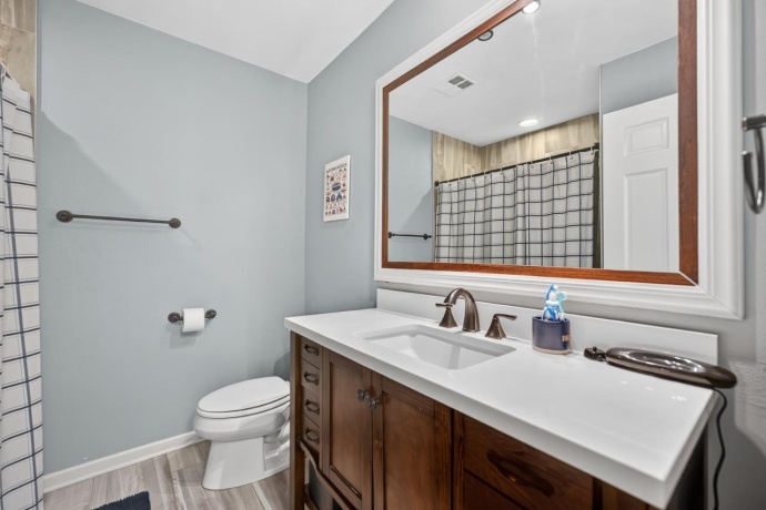 5472 BLACKTHORN, ROCKFORD, Illinois 61107, 4 Bedrooms Bedrooms, ,3 BathroomsBathrooms,House,For Sale,BLACKTHORN,202603081