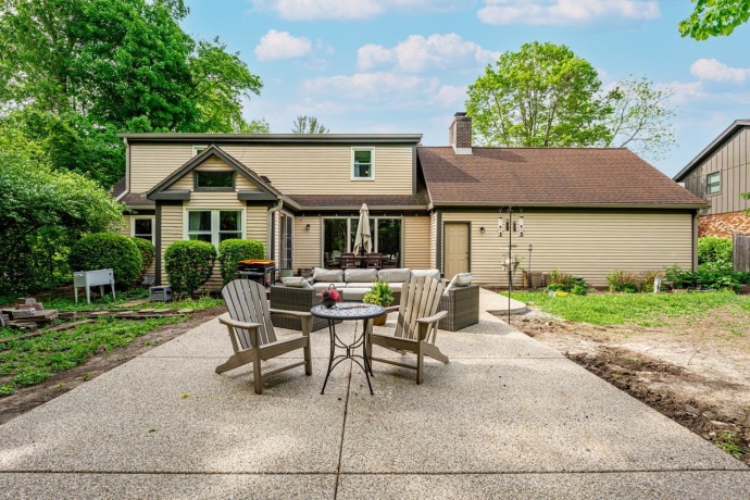 5472 BLACKTHORN, ROCKFORD, Illinois 61107, 4 Bedrooms Bedrooms, ,3 BathroomsBathrooms,House,For Sale,BLACKTHORN,202603081