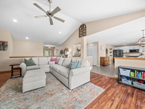 5598 White Fox, ROCKFORD, Illinois 61102, 4 Bedrooms Bedrooms, ,3 BathroomsBathrooms,House,For Sale,White Fox,202603083