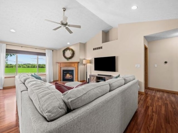 5598 White Fox, ROCKFORD, Illinois 61102, 4 Bedrooms Bedrooms, ,3 BathroomsBathrooms,House,For Sale,White Fox,202603083