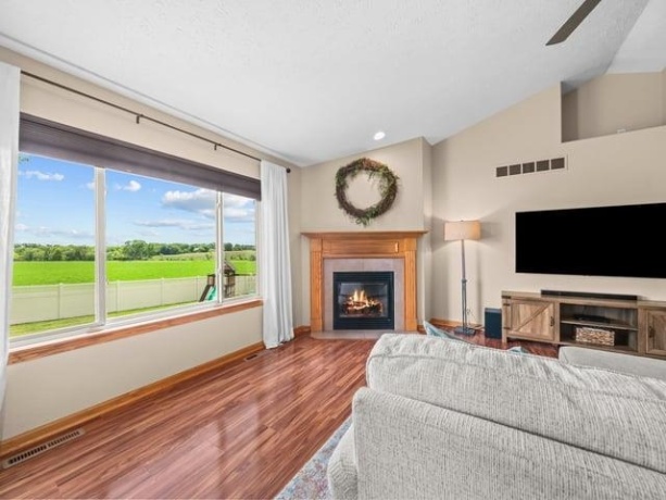 5598 White Fox, ROCKFORD, Illinois 61102, 4 Bedrooms Bedrooms, ,3 BathroomsBathrooms,House,For Sale,White Fox,202603083