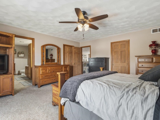 14019 Queenanns, POPLAR GROVE, Illinois 61065, 4 Bedrooms Bedrooms, ,2 BathroomsBathrooms,House,For Sale,Queenanns,202603085
