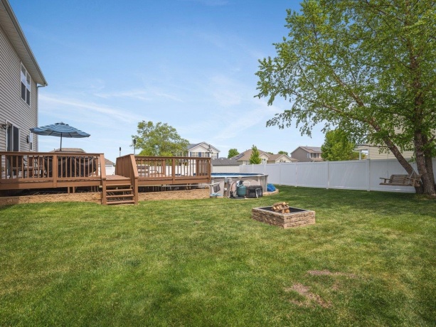 14019 Queenanns, POPLAR GROVE, Illinois 61065, 4 Bedrooms Bedrooms, ,2 BathroomsBathrooms,House,For Sale,Queenanns,202603085