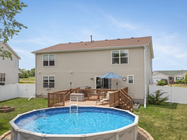 14019 Queenanns, POPLAR GROVE, Illinois 61065, 4 Bedrooms Bedrooms, ,2 BathroomsBathrooms,House,For Sale,Queenanns,202603085