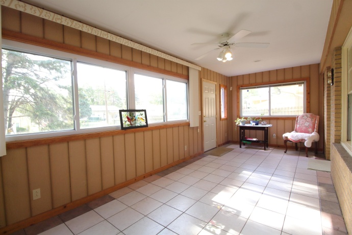 1112 Lexington, ROCKFORD, Illinois 61108, 2 Bedrooms Bedrooms, ,1 BathroomBathrooms,House,For Sale,Lexington,202603087