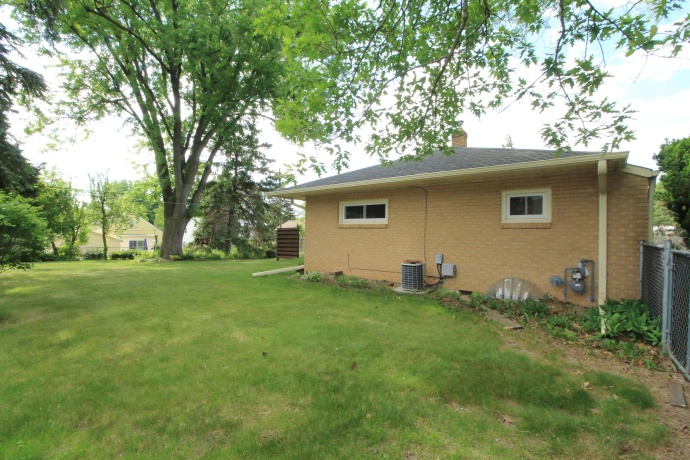 1112 Lexington, ROCKFORD, Illinois 61108, 2 Bedrooms Bedrooms, ,1 BathroomBathrooms,House,For Sale,Lexington,202603087