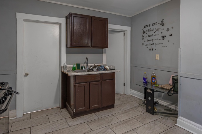 1212 5th, ROCKFORD, Illinois 61104, ,2 Units,For Sale,5th,202603088