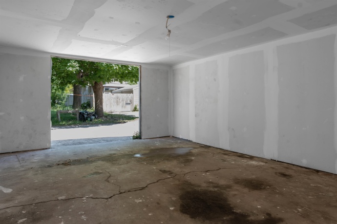 1212 5th, ROCKFORD, Illinois 61104, ,2 Units,For Sale,5th,202603088