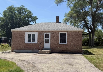 230 Hackett, SOUTH BELOIT, Illinois 61080, 2 Bedrooms Bedrooms, ,1 BathroomBathrooms,House,For Sale,Hackett,202603089