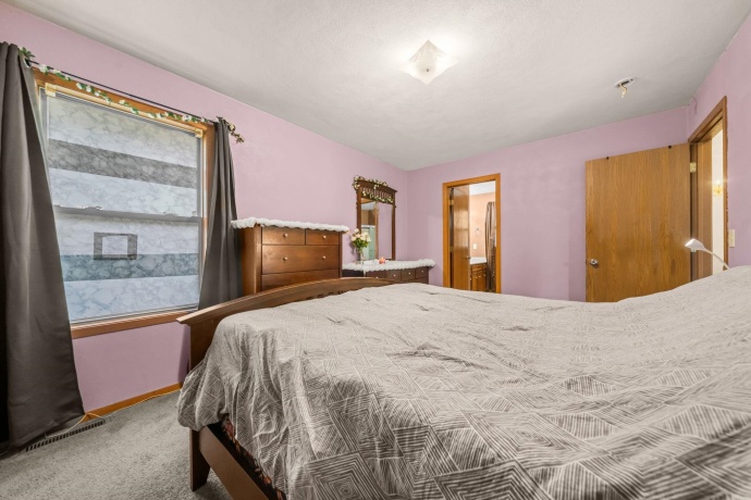 5532 Danburry, ROCKFORD, Illinois 61109, 3 Bedrooms Bedrooms, ,1 BathroomBathrooms,House,For Sale,Danburry,202603092
