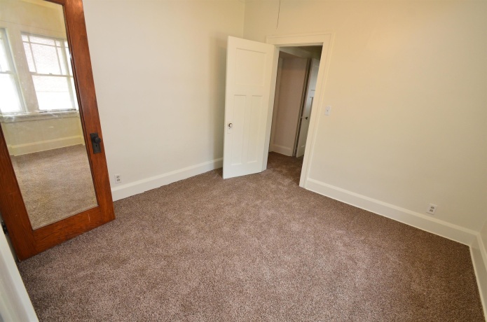 2236 17th, ROCKFORD, Illinois 61104, 2 Bedrooms Bedrooms, ,1 BathroomBathrooms,House,For Sale,17th,202603093