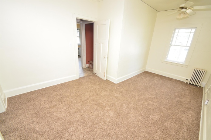 2236 17th, ROCKFORD, Illinois 61104, 2 Bedrooms Bedrooms, ,1 BathroomBathrooms,House,For Sale,17th,202603093