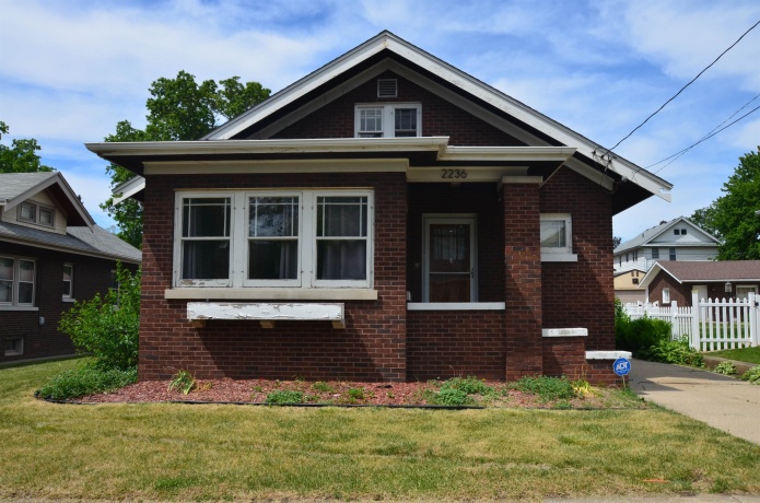 2236 17th, ROCKFORD, Illinois 61104, 2 Bedrooms Bedrooms, ,1 BathroomBathrooms,House,For Sale,17th,202603093