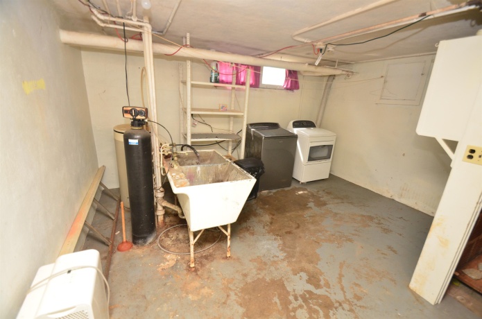 2236 17th, ROCKFORD, Illinois 61104, 2 Bedrooms Bedrooms, ,1 BathroomBathrooms,House,For Sale,17th,202603093