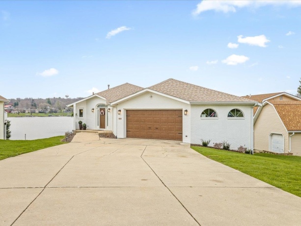 847 Breckenboro, LAKE SUMMERSET, Illinois 61019, 3 Bedrooms Bedrooms, ,2 BathroomsBathrooms,House,For Sale,Breckenboro,202603094