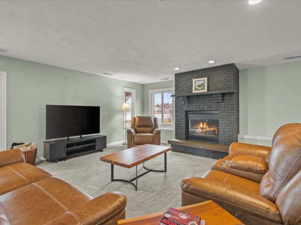 847 Breckenboro, LAKE SUMMERSET, Illinois 61019, 3 Bedrooms Bedrooms, ,2 BathroomsBathrooms,House,For Sale,Breckenboro,202603094